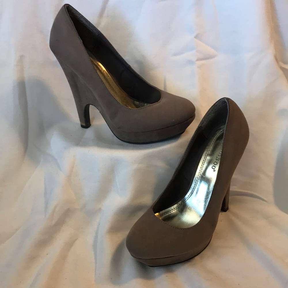 Bamboo Recap 01 Round toe pump